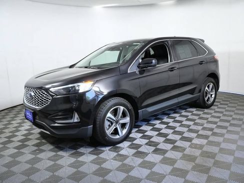 Certified 2024 Ford Edge SEL w/ Convenience Package AWD/4WD image 5