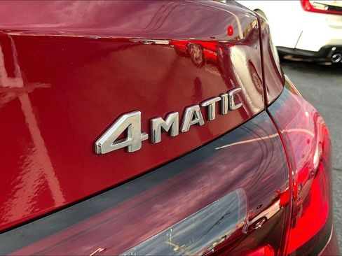 Used 2024 Mercedes-Benz GLC 300 4MATIC image 24