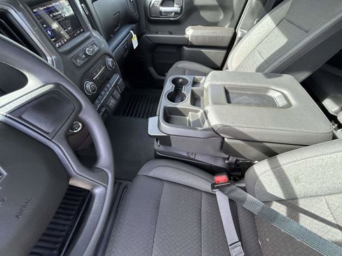 Used 2026 Chevrolet Silverado 1500 Custom image 10