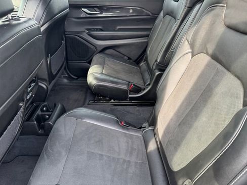 Certified 2023 Jeep Grand Cherokee L Laredo AWD/4WD image 16