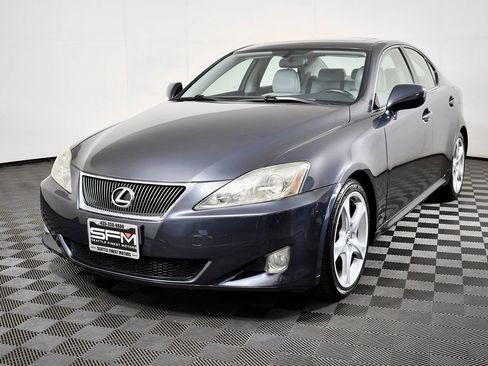 Used 2007 Lexus IS 250 image 4