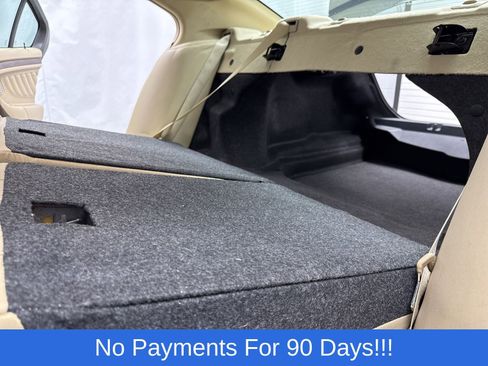 Used 2018 Ford Taurus Limited image 40