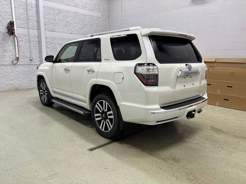 Used 2022 Toyota 4Runner Limited AWD/4WD image 6