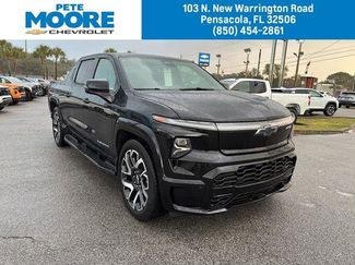 New 2025 Chevrolet Silverado EV RST video 1