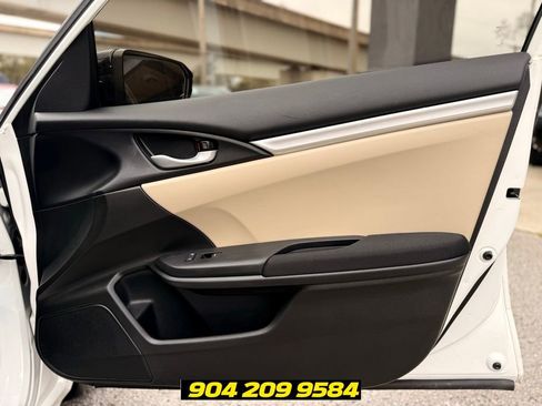 Used 2018 Honda Civic LX image 31