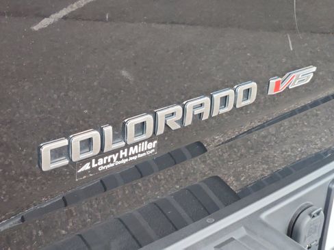 Used 2017 Chevrolet Colorado Z71 image 24