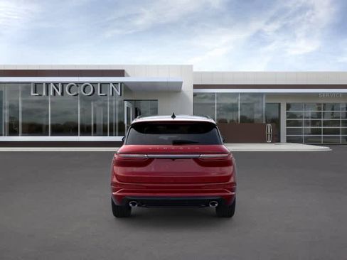 New 2026 Lincoln Corsair Premiere image 5