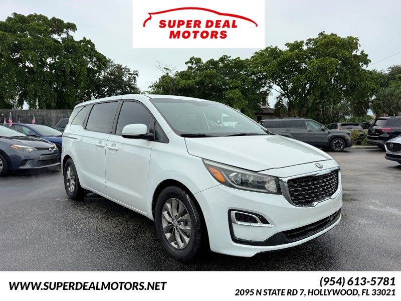 Used 2019 Kia Sedona LX FWD image 1