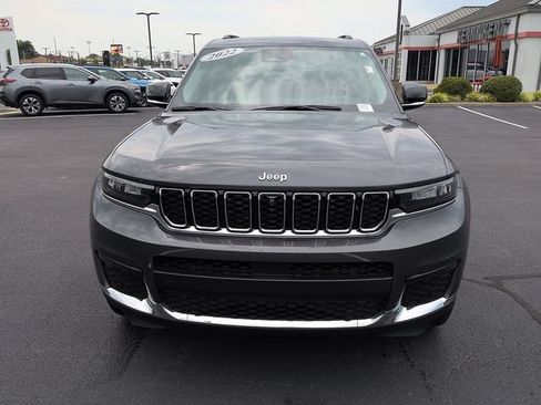 Used 2022 Jeep Grand Cherokee L Limited w/ Luxury Tech Group II AWD/4WD image 2