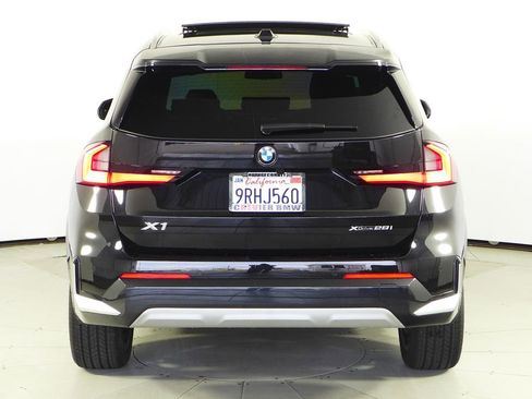 Used 2025 BMW X1 xDrive28i w/ Technology Package image 8