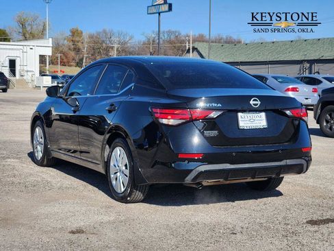 Used 2024 Nissan Sentra S image 7