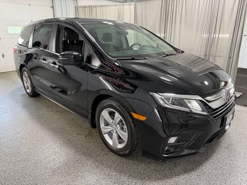 Used 2019 Honda Odyssey EX image 3