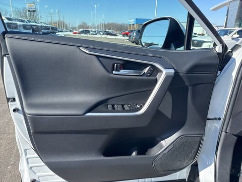 Used 2024 Toyota RAV4 Limited image 26