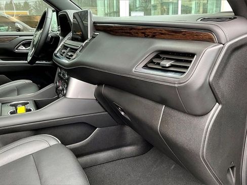 Used 2024 Chevrolet Tahoe Premier image 15