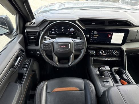 Used 2023 GMC Sierra 1500 AT4 image 15