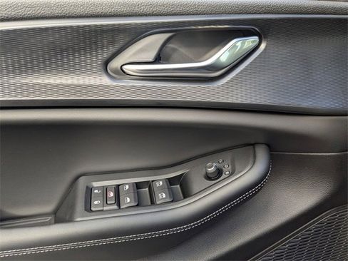 New 2025 Jeep Grand Cherokee L Laredo image 11