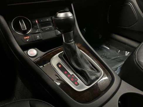 Used 2018 Audi Q3 2.0T Premium Plus w/ Premium Plus Package image 11