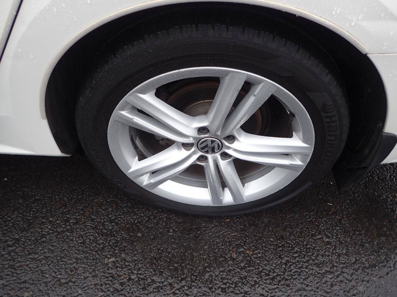 Used 2015 Volkswagen Passat 1.8T SE FWD image 26