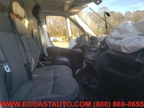 Used 2016 RAM ProMaster 2500 w/ Premium Appearance Group image 8