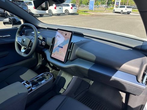 New 2026 Volvo EX30 Ultra w/ Protection Package Premier AWD/4WD image 20