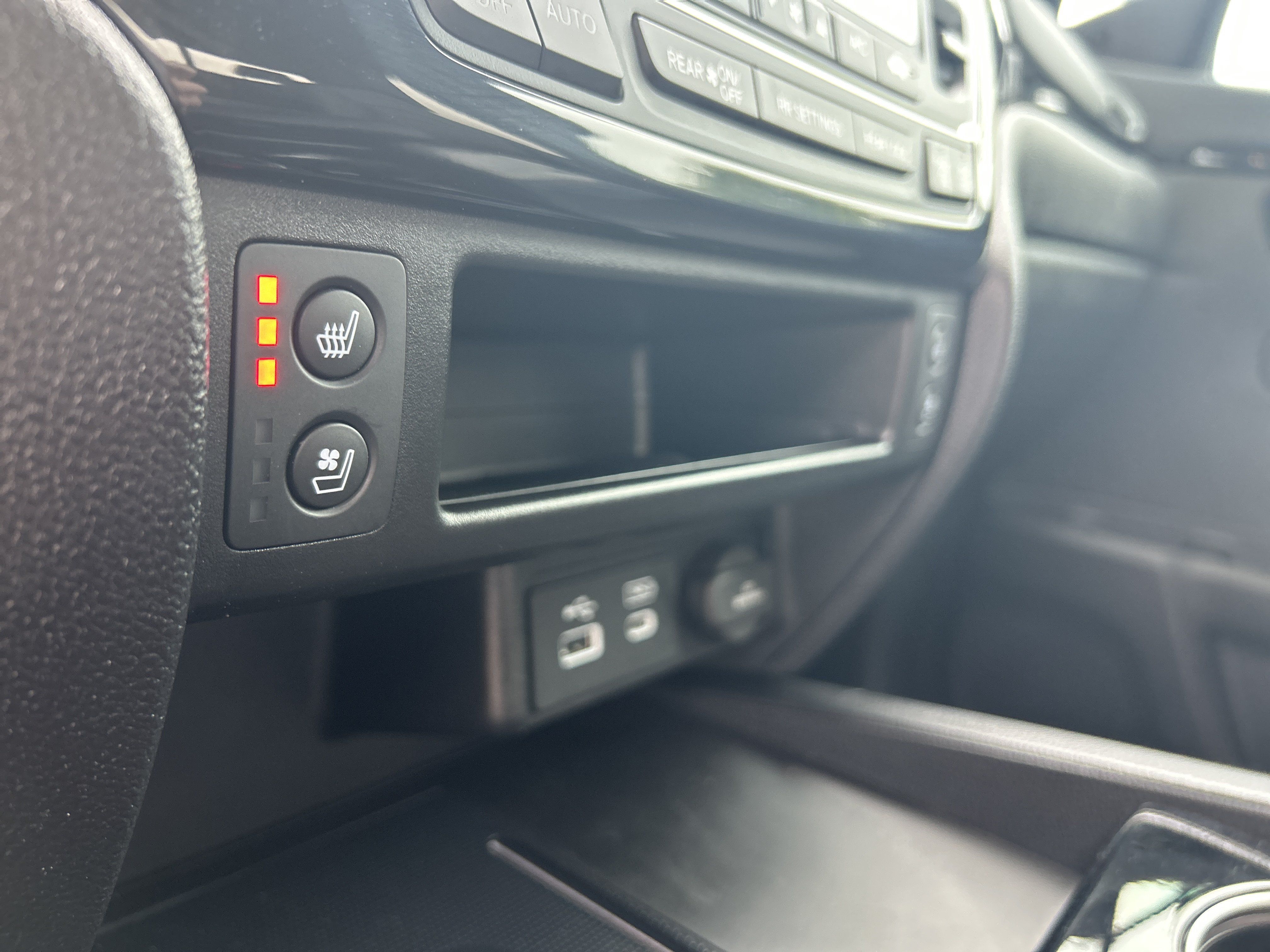 Certified 2024 Honda Ridgeline Black Edition image 25