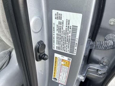 Used 2021 Honda Pilot EX image 37