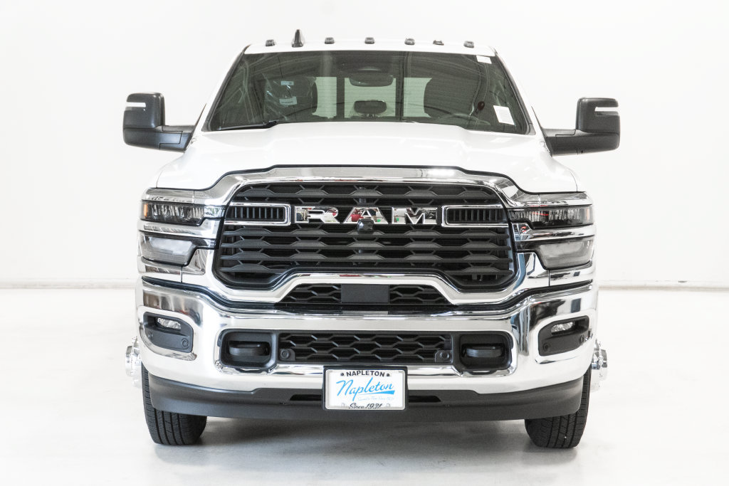 New 2027 RAM 3500 Tradesman AWD/4WD image 5
