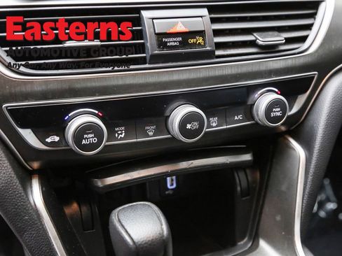 Used 2020 Honda Accord LX image 19