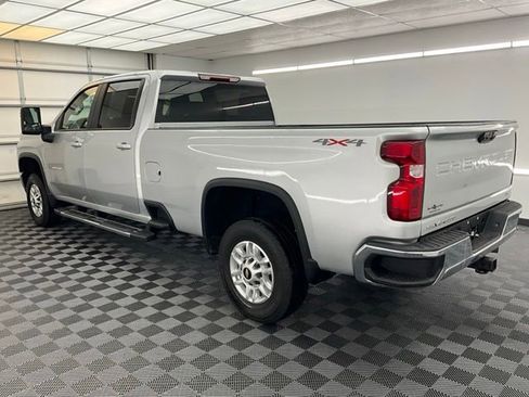 Used 2022 Chevrolet Silverado 2500 LT w/ Convenience Package AWD/4WD image 19