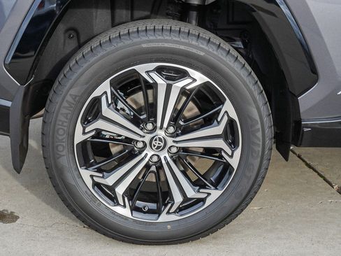 Certified 2025 Toyota RAV4 XSE image 11