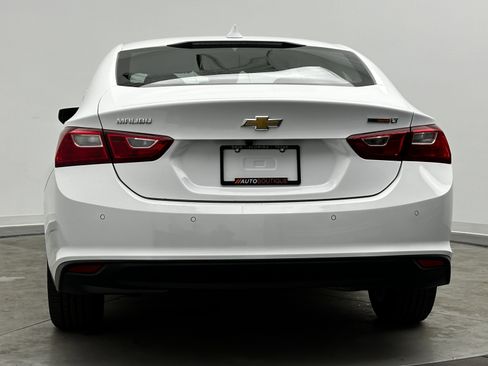 Used 2025 Chevrolet Malibu LT image 6