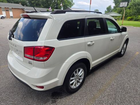 Used 2014 Dodge Journey SXT FWD image 11