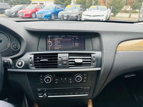 Used 2011 BMW X3 xDrive28i image 12