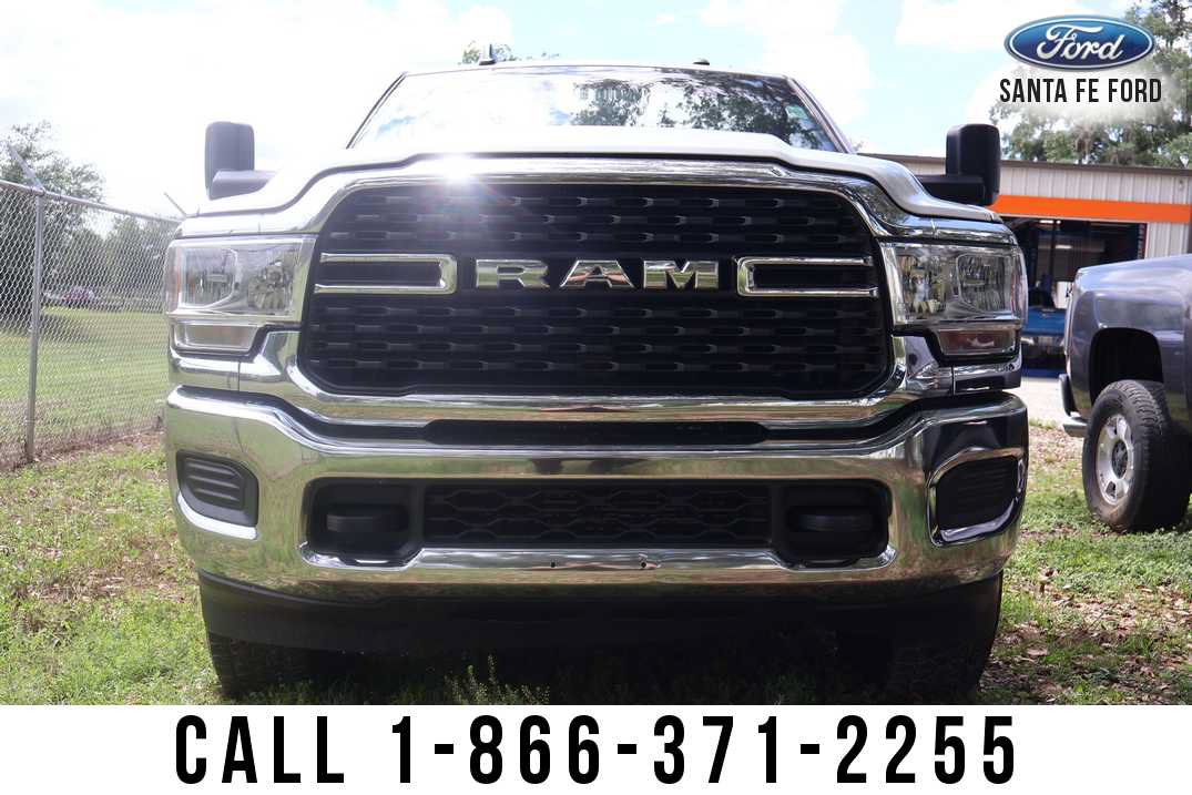 Used 2022 RAM 2500 Big Horn AWD/4WD image 6