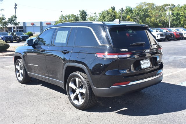Used 2024 Jeep Grand Cherokee Limited w/ Trailer Tow Package AWD/4WD image 9