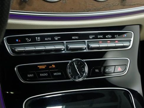 Used 2017 Mercedes-Benz E 300 image 24