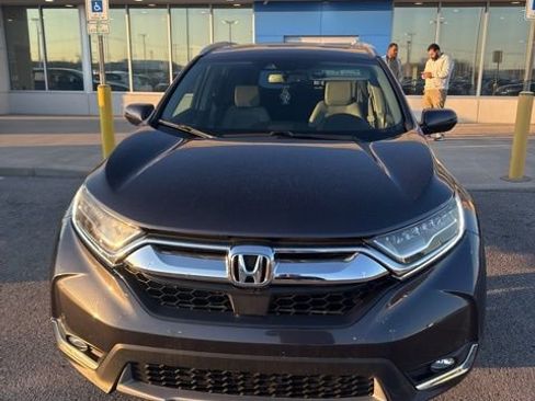 Used 2017 Honda CR-V Touring image 3