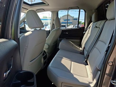 Used 2017 Honda Ridgeline RTL-E image 10