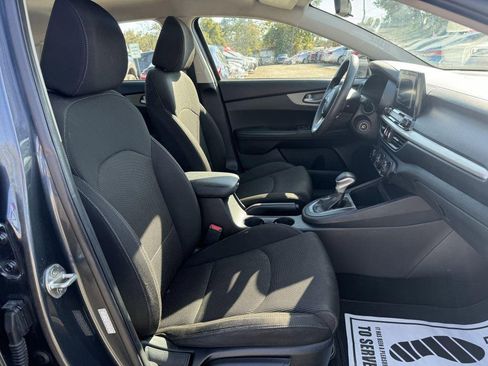 Used 2020 Kia Forte Sedan image 14