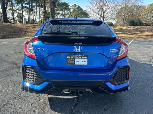 Used 2017 Honda Civic Sport Touring image 4