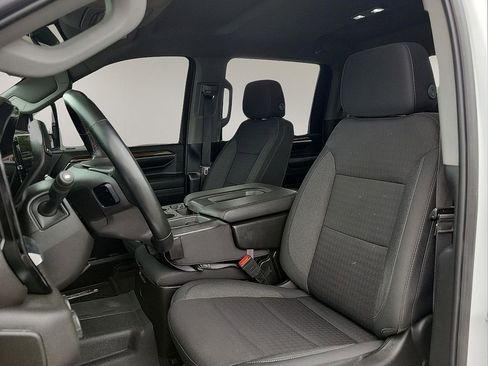 Used 2024 Chevrolet Silverado 2500 LT AWD/4WD image 11