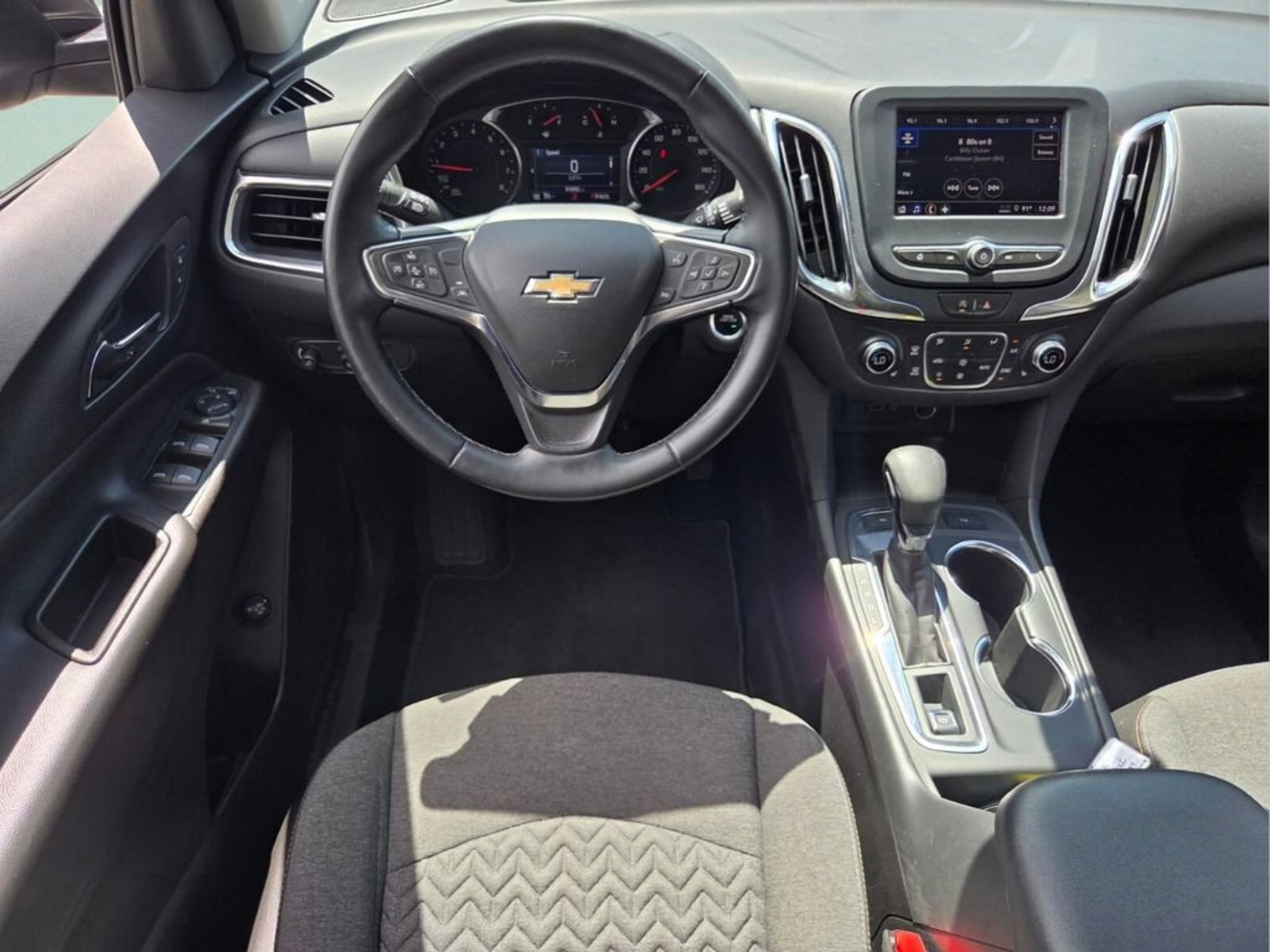 Used 2024 Chevrolet Equinox LT AWD/4WD image 11