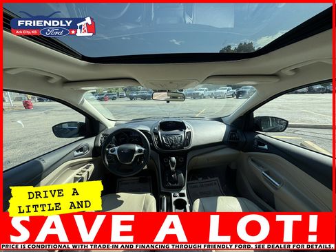 Used 2015 Ford Escape SE image 13