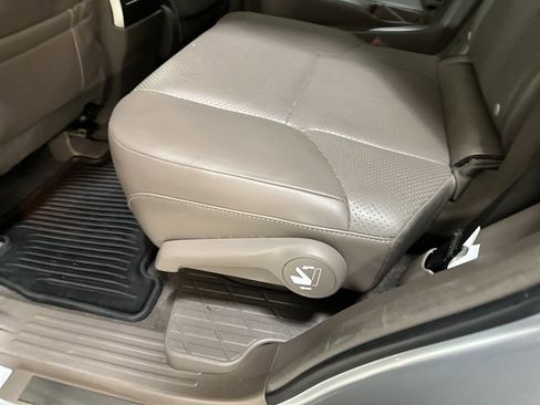 Used 2019 Lexus GX 460 Luxury image 22