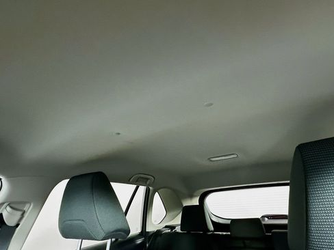 Used 2023 Toyota RAV4 LE AWD/4WD image 21