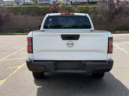Used 2024 Nissan Frontier S w/ S Utility Package RWD image 5