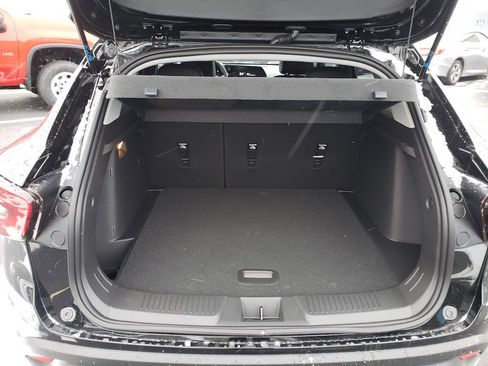 New 2026 Chevrolet Trax LT w/ Sunroof Package image 5