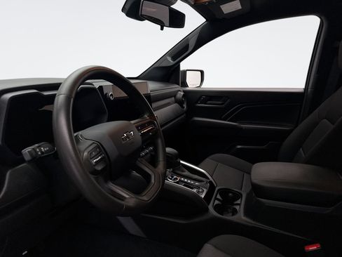 Used 2024 Chevrolet Colorado Trail Boss w/ Advanced Trailering Package image 10