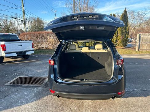 Used 2019 MAZDA CX-5 Touring image 8