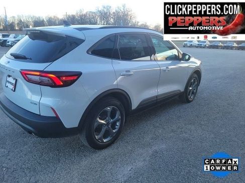 Used 2025 Ford Escape ST-Line Select AWD/4WD image 5